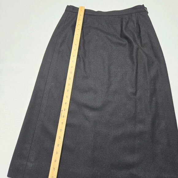 Pendleton Skirt Womens Black Vintage Size 10 Lined Back Slit Wool Button - Picture 12 of 16
